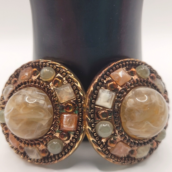 unknown Jewelry - Vintage Costume Multi Stone Beaded Clip On Earrings Gold Tone RARE
